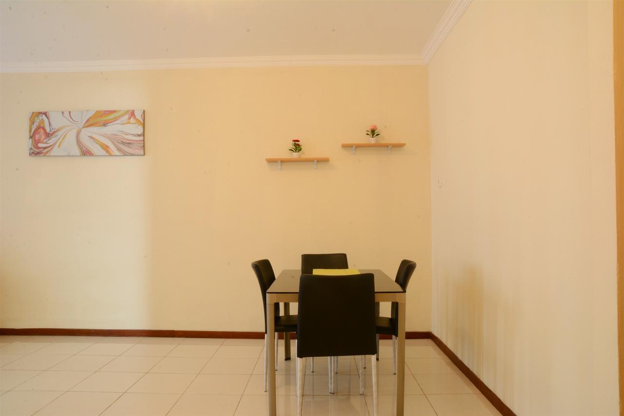 3Br Grand Palace With Private Bathtub By Travelio جاكرتا المظهر الخارجي الصورة